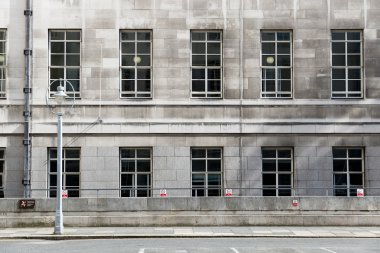 Yayalara ve geometrik Windows 