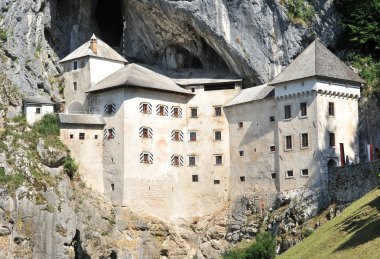predjama Kalesi, Slovenya