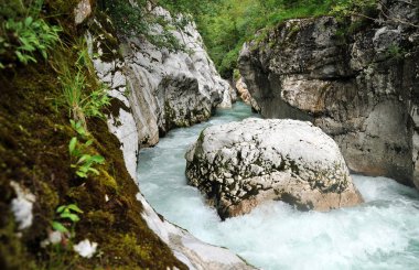 SOCA/Isonzo nehir, Slovenya