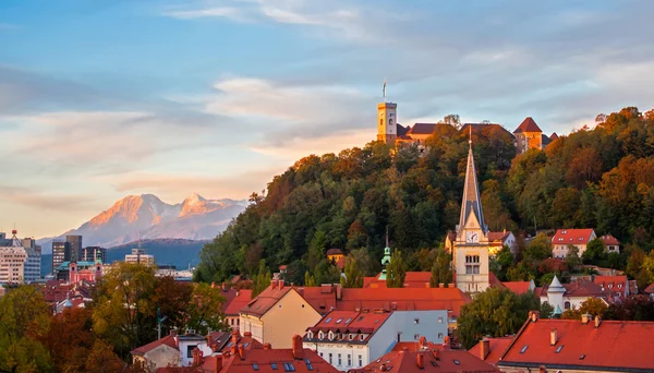 Zonsondergang in Ljubljana, Slovenië — Stockfoto