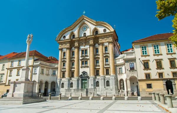 Iglesia Ursulinska, Liubliana, Eslovenia — Foto de Stock