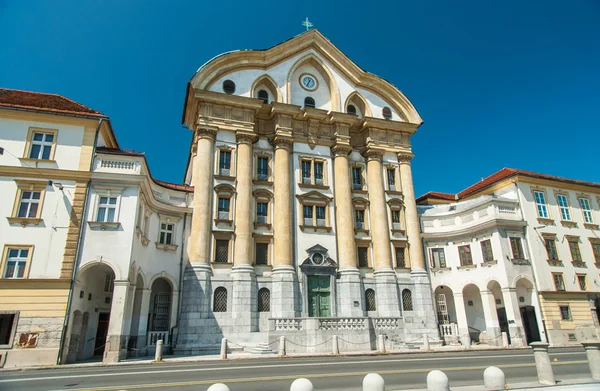 Iglesia Ursulinska, Liubliana, Eslovenia — Foto de Stock