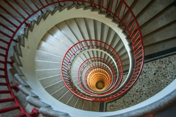 Escaleras de caracol, neboticnik, Liubliana, Eslovenia — Foto de Stock
