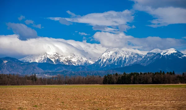 Gorenjska landschap, Slovenië — Stockfoto