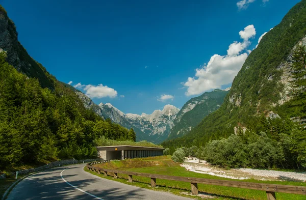 Vrsic pass, szlovén Alpok — Stock Fotó