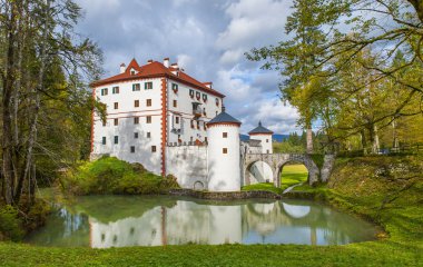 Sneznik Kalesi, Slovenya