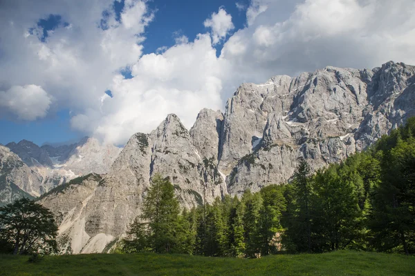 Skrlatica mountain, Julian alps, Eslovênia — Fotografia de Stock