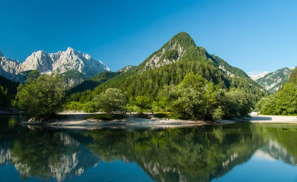Λίμνη Jasna Kranjska gora, Σλοβενία — Φωτογραφία Αρχείου
