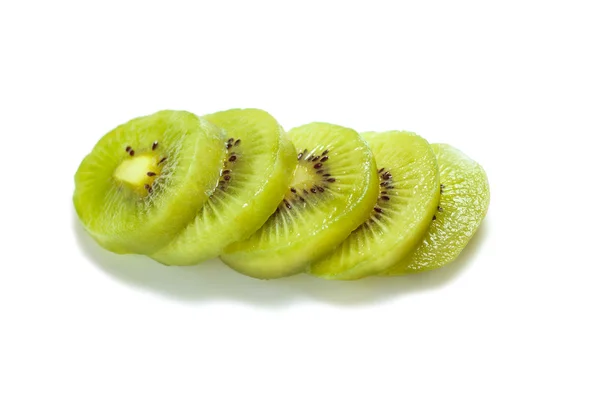 Makanan sehat. Buah tropis. Mengiris kiwi. Kiwi. Masih hidup. Kiwi Juicy pada latar belakang putih — Stok Foto