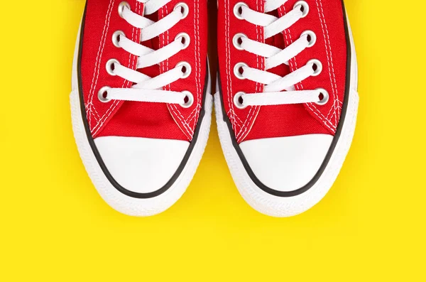 A pair of red and white sneakers photo – Free Cherry 11 Image on Unsplash