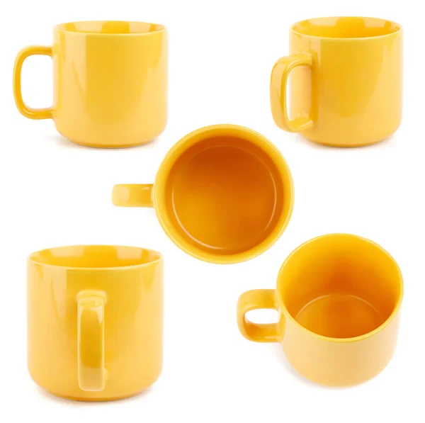 白い背景にコーヒーとお茶のための黄色のカップ — ストック写真