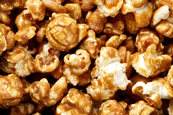 Karamel Pop Maïs Achtergrond Gouden Karamel Popcorn Van Dichtbij Achtergrond — Stockfoto