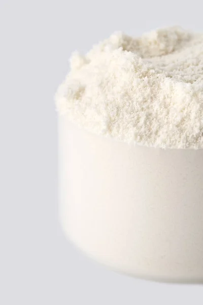Куча Белкового Порошка Белом Фоне Scoops Protein Powder Измерение Ложки — стоковое фото
