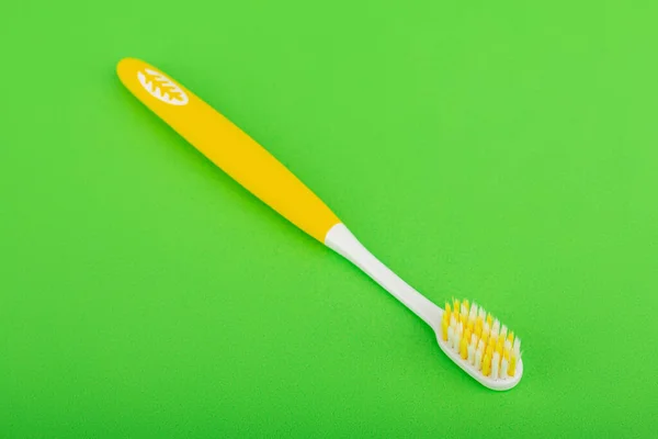 Toothbrush Green Background Oral Health Personal Hygiene — Stock Photo, Image