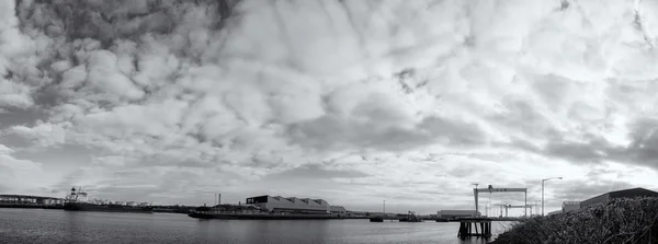 Белфаст Docklands Панорама — стокове фото