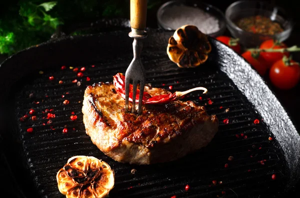 Pork steak autenic farm cooked on grill — Stock Photo, Image