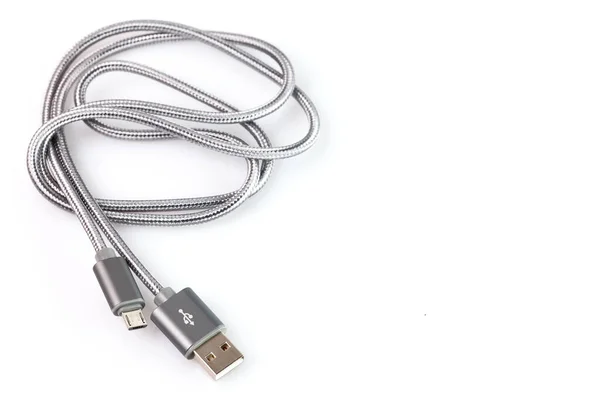 Usb 데이터앤 케이블은 화이트 그라운드에서 분리되었다 클로즈업 — 스톡 사진