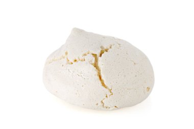 Beyaz üzerine izole edilmiş ev yapımı kremalı kurabiye. Kapat.