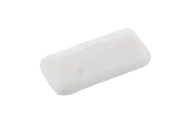 Beyaz arka planda izole edilmiş sakız pedleri. Tam alan derinliği. Kapat.