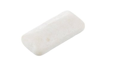 Beyaz arka planda izole edilmiş sakız pedleri. Tam alan derinliği. Kapat.