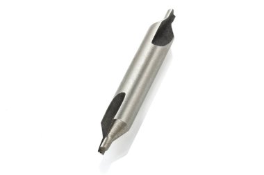 Matkap ucu, beyaz arka planda izole edilmiş. Yakın plan.