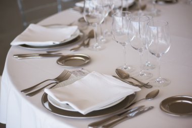 Zarif masa güzel restoranda ayarla