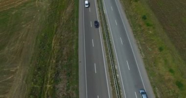 Hava araçları trafik yaz aylarında ülkenin karayolu üzerinde