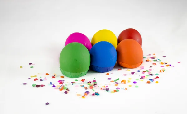 Canlı konfeti yumurta