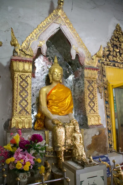 Altın ve turuncu Buda