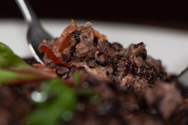 Yengeç risotto çatal üzerinde