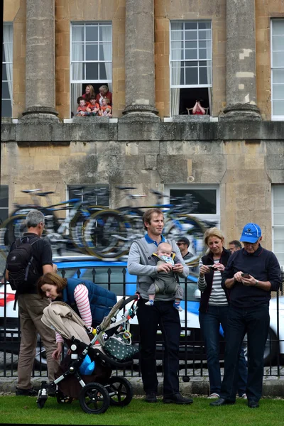 İngiltere tur izlerken aile