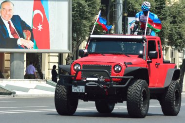 Tur d'Azerbaijan kurşun araba fotoğraf Haydar Aliyev ile