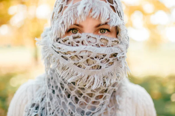 Arabian Woman Wrapped Yashmak Closeup Portrait — Stock Photo, Image