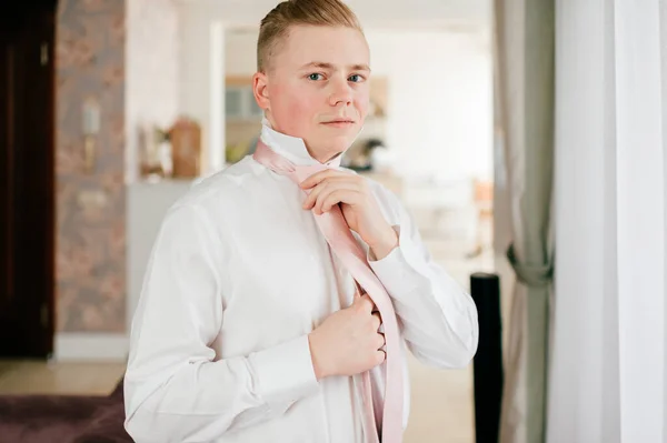 Young Groom Getting Ready Fiance Morning Home Groom Fixing His — Stock Photo, Image