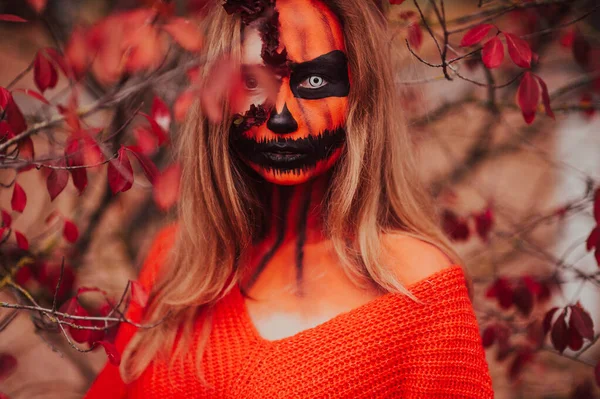 Young Blonde Girl Halloween Face Art Posing Outdoor Helloween Celebration — Stock Photo, Image