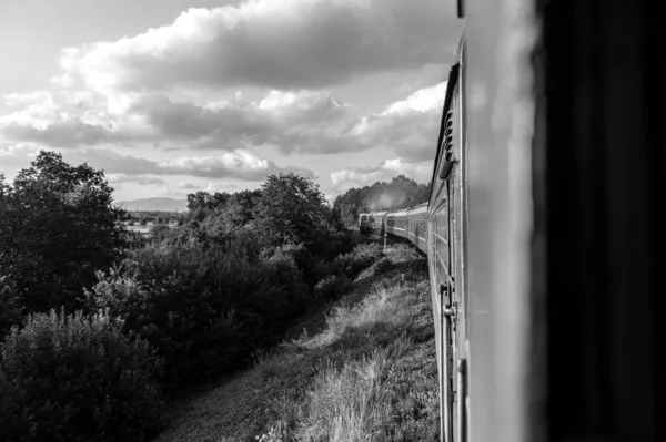 Landscape Beautiful View Out Window Riding Train Summer Nature Hills — Stock Photo, Image