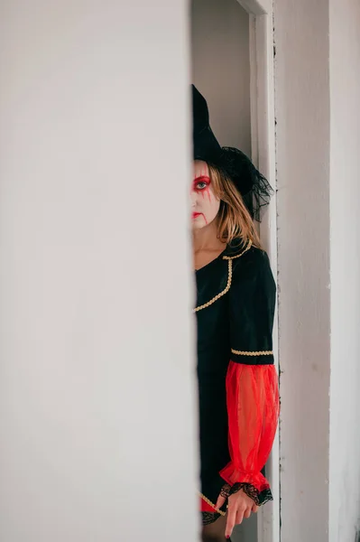 Portrait Pretty Witch Peeking Out Door Showing Her Hand Emotional — Stock Photo, Image