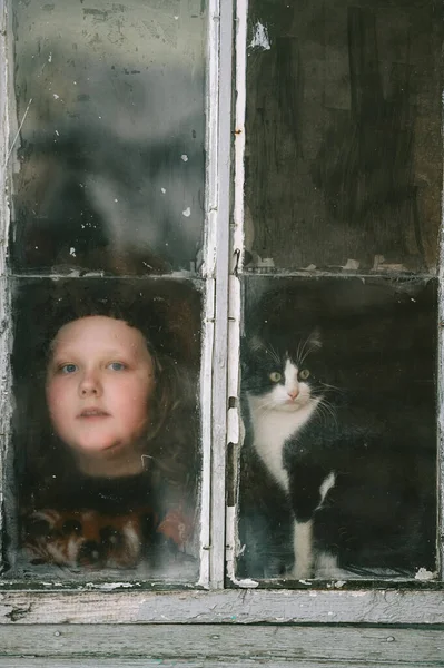 Portrait Little Self Isolated Girl Boring Face Her Lovely Kitten — Stock Photo, Image