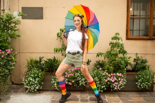 Fashion Girl Lgbt Rainbow Painting Her Face Wearing Unisex Accessories — Stock Photo, Image