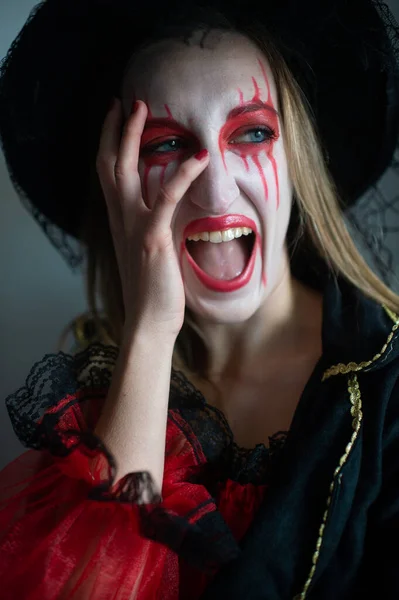 Likely Woman Fair Hair Witch Bright Make Leaking Lipstick Mysteriously — Stock Photo, Image