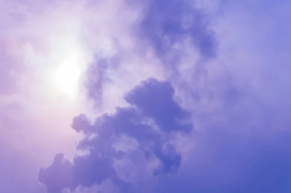 Mooie Kleurrijke Zonsondergang Boven Rokerige Hemel Luchtverontreiniging Ecologische Problemen — Stockfoto