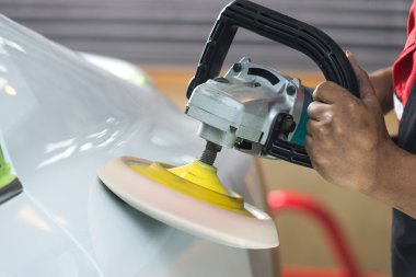 Araba serisi ayrıntılı: parlatma beyaz araba