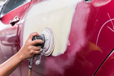 Otomatik vücut onarım serisi: macun zımpara