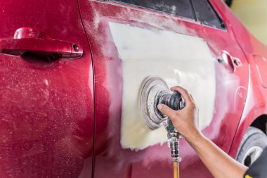 Otomatik vücut onarım serisi: macun zımpara