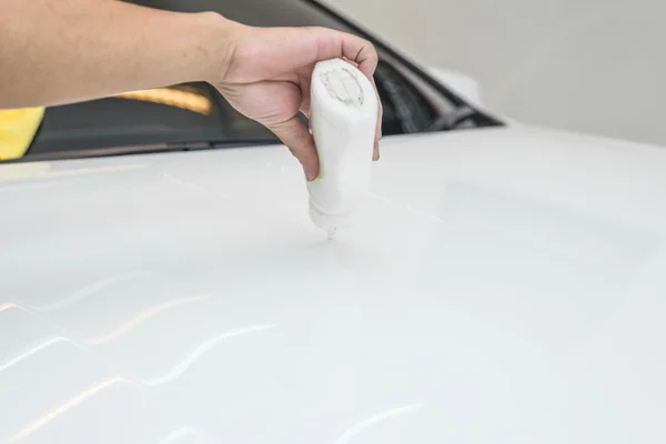 Car detailing series : Polishing white car — Stock Photo, Image