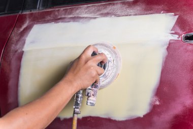 Otomatik vücut onarım serisi: macun zımpara