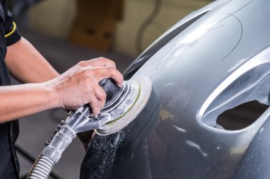 Otomatik vücut onarım serisi: boya zımpara