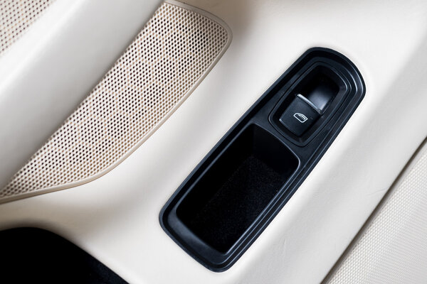 Серия деталей автомобиля: Чистые дверные панели автомобиля
