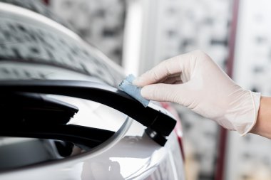 Otomatik vücut onarım serisi: cam kaplama