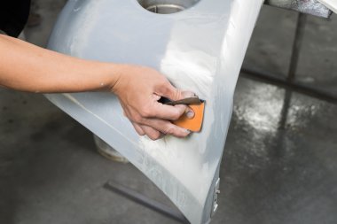 Otomatik vücut onarım serisi: tampon zımpara